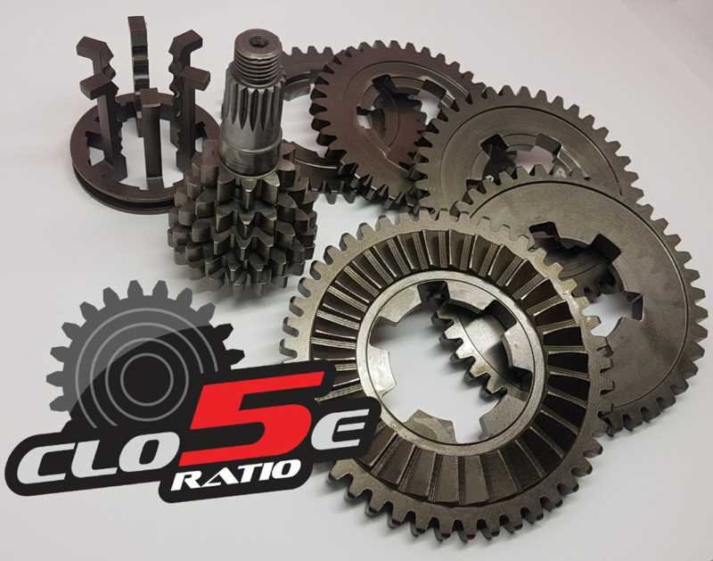 Af Clo5e Ratio Gearbox Alt
5 Loose Gears, Cluster And
Selector. (34 Tooth 5th)