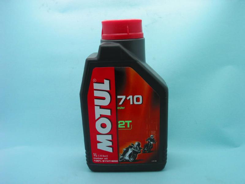 2t Oil Motul 710  Fully Synth
 1l (ester)